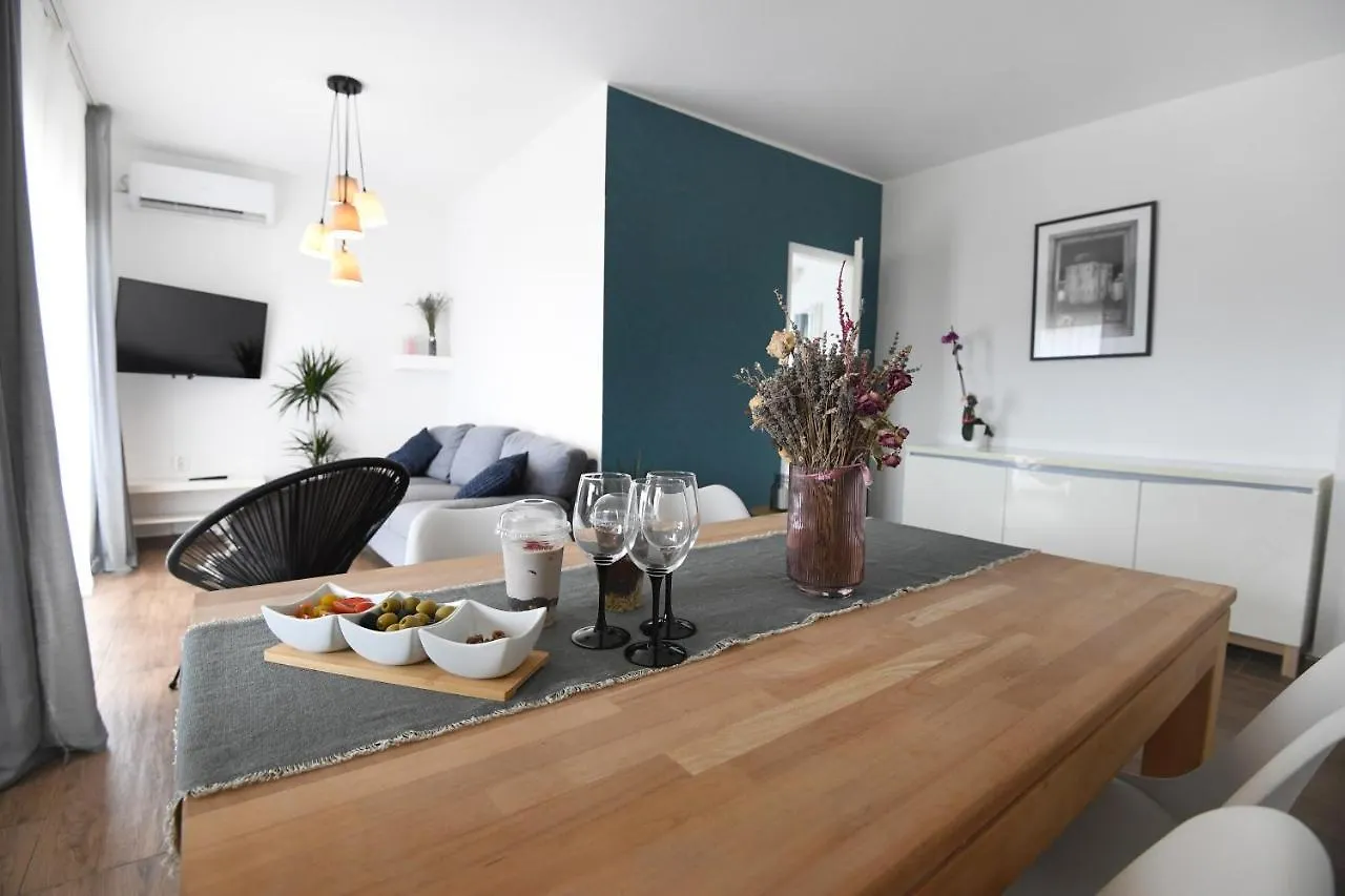 Apartment Visnjik- Free Private Parking Zadar Croacia